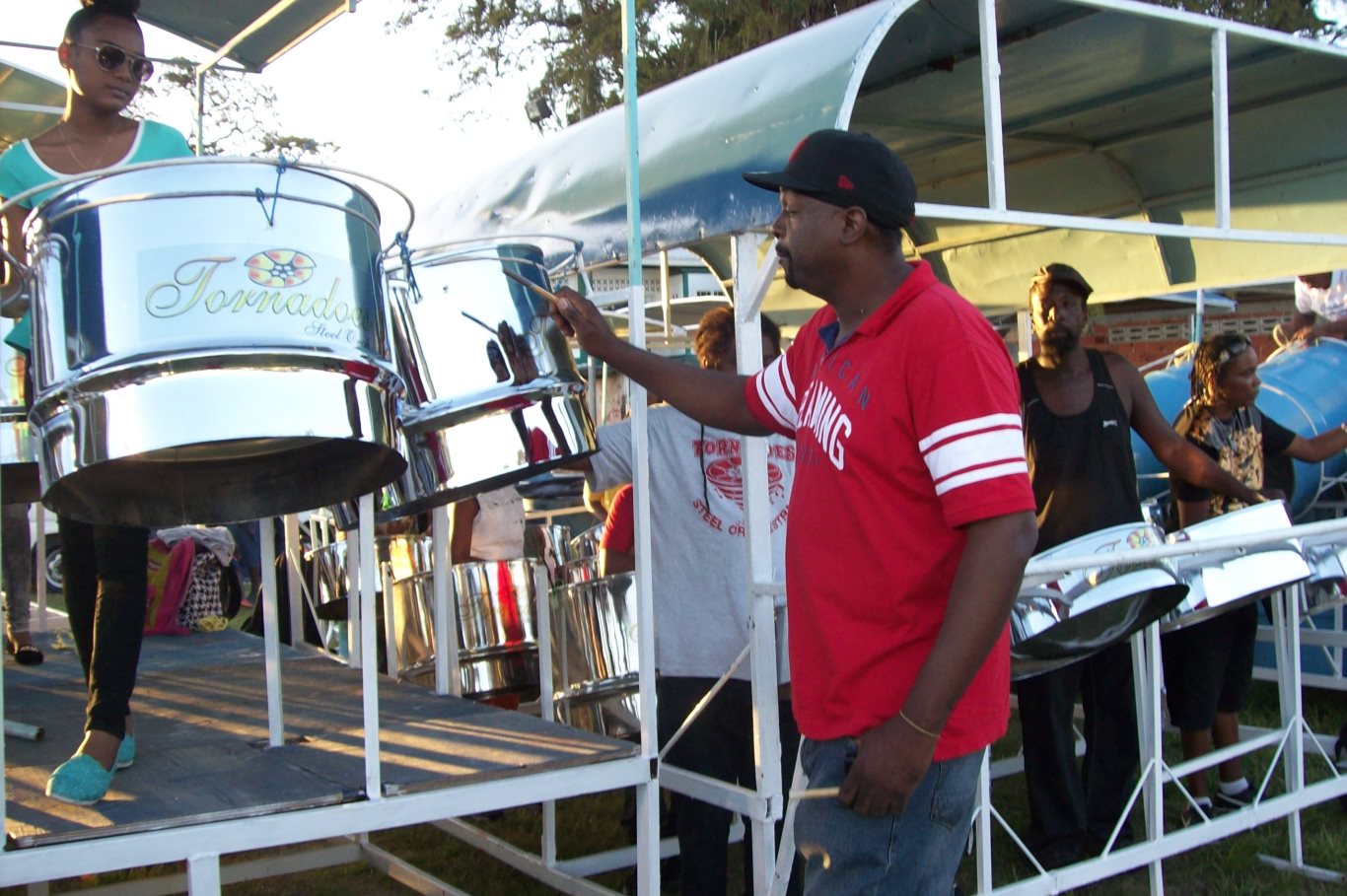 60_SC-Small_Tornadoes_Arranger Shervon 'Shev' Edwards tapping in a start_20150125_tobagojo@gmail.com_100_5054_1366w_909h.jpg